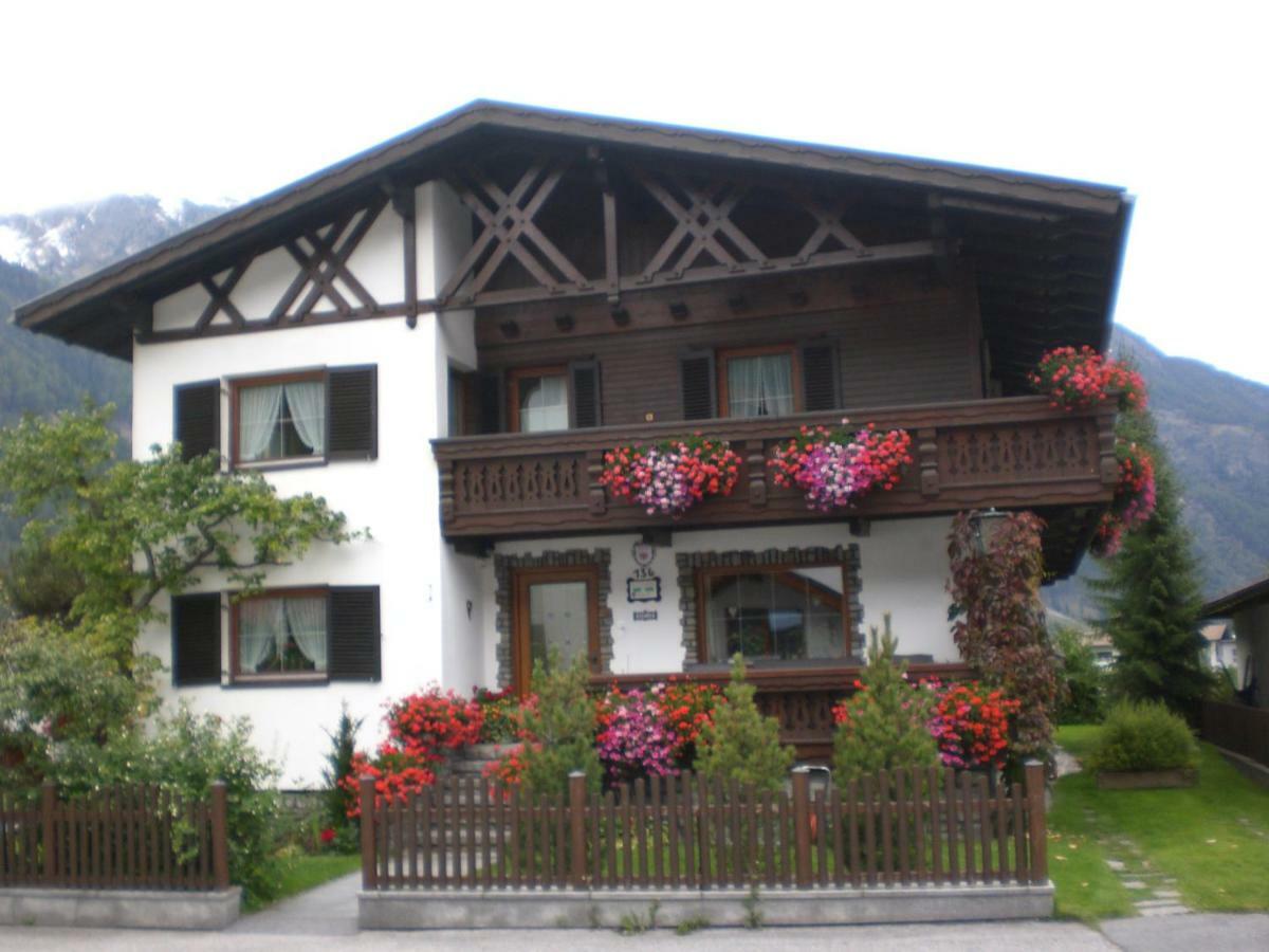 Ferienwohnung Familie Hoefler แลงเงนเฟลด์ ภายนอก รูปภาพ