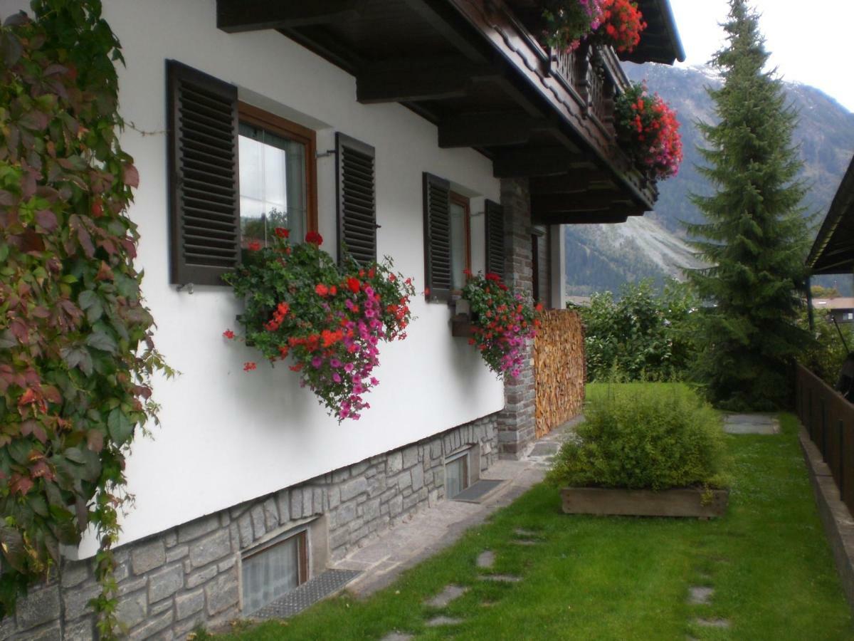 Ferienwohnung Familie Hoefler แลงเงนเฟลด์ ภายนอก รูปภาพ